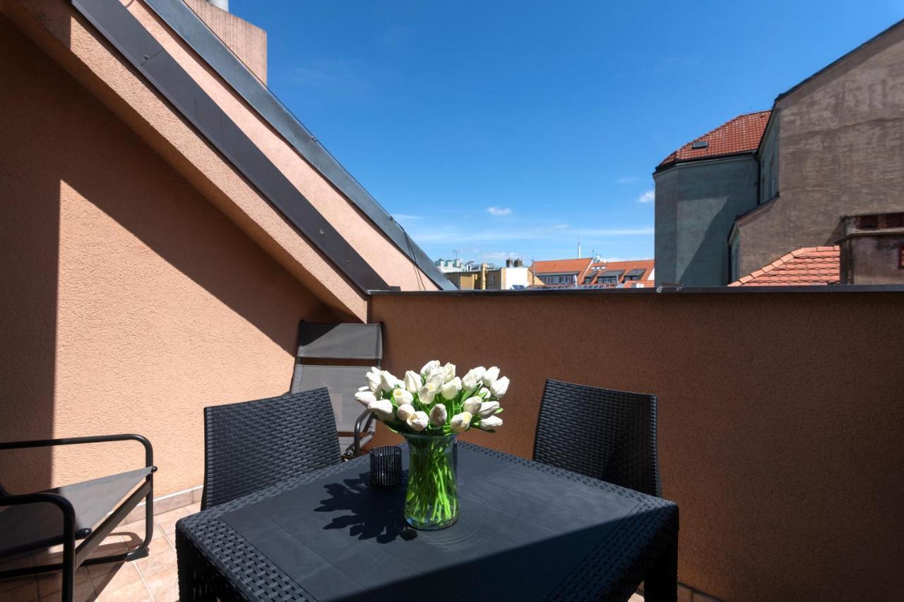 Bohemian Dreams And By Dwellfort Apartahotel 4*