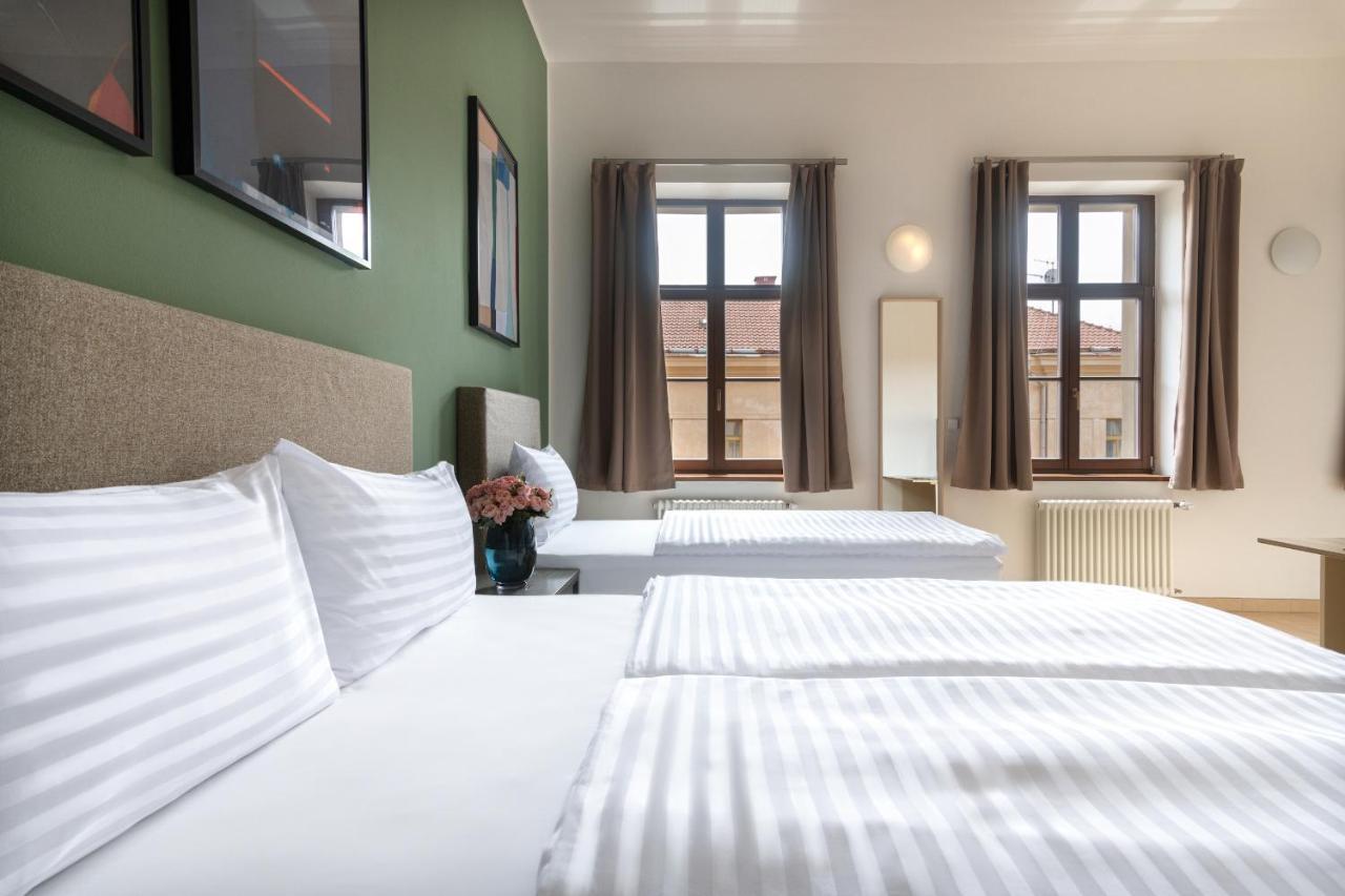 Bohemian Dreams And By Dwellfort Apartahotel Praga