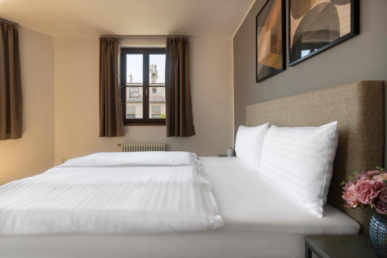Bohemian Dreams And By Dwellfort Aparthotel Praga