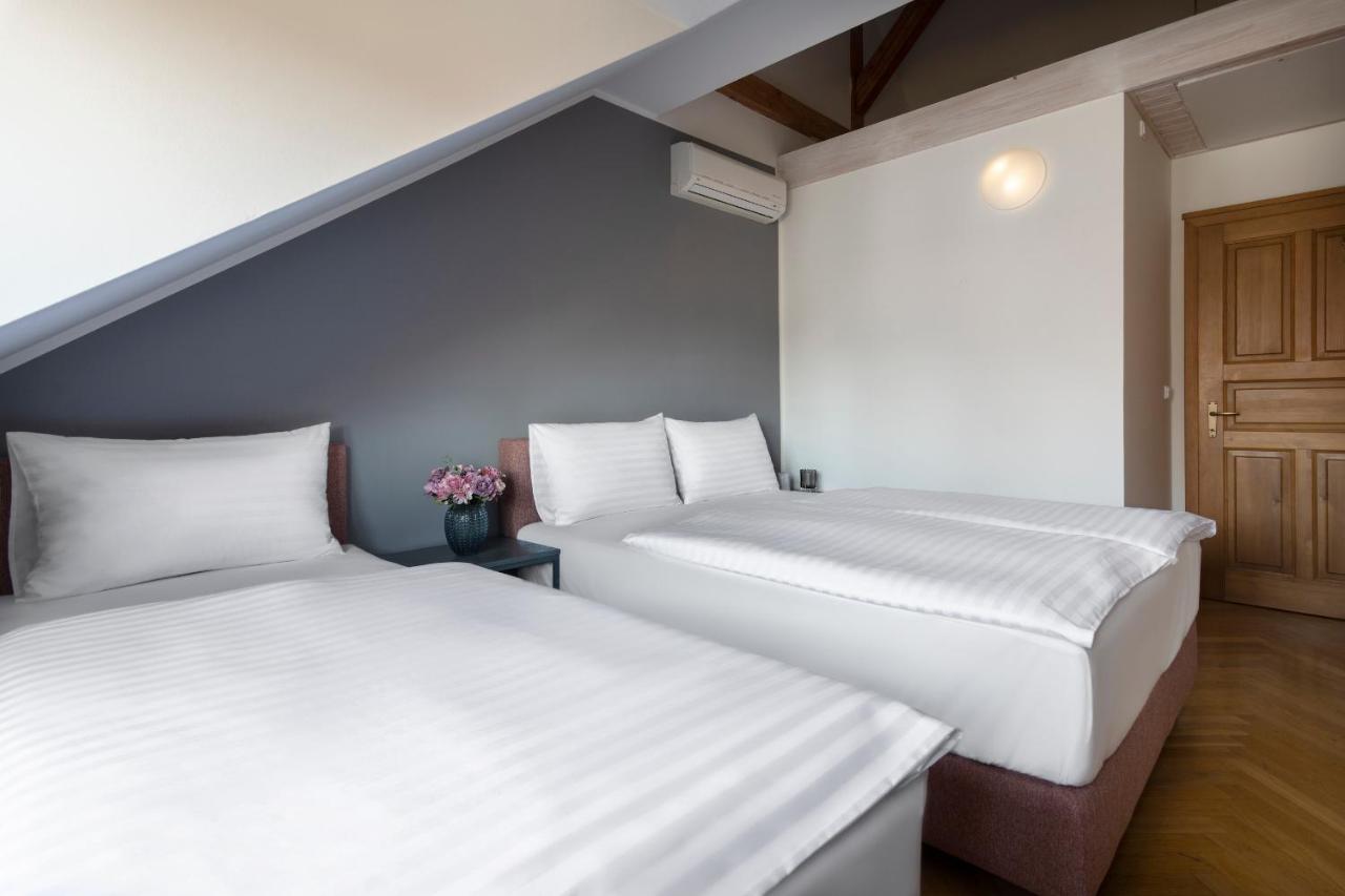 Bohemian Dreams And By Dwellfort Aparthotel Praga